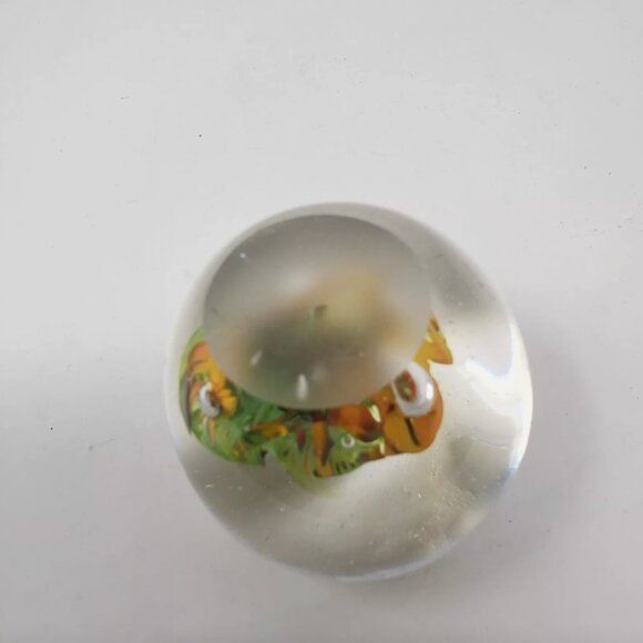 NORLEANS? 3" Glass Paperweight Green Yellow Floral Swirl Bubbles Flat Top Japan - Picture 5 of 5